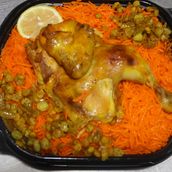 مجبوس دجاج مع أرز أحمر