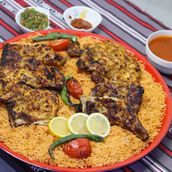 صينيه بخاري دجاج تكفي 4  اشخاص